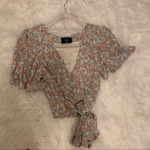 Floral top